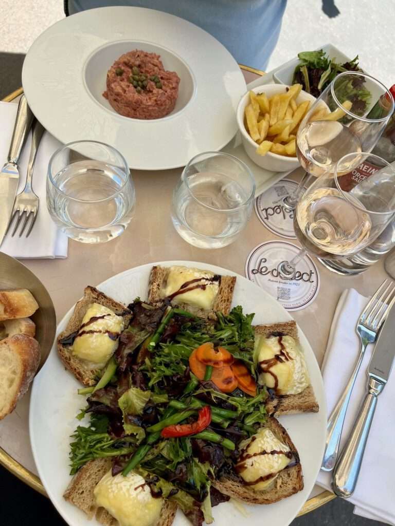 Le Select Montparnasse lunch