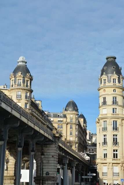 Bir Hakeim Bridge